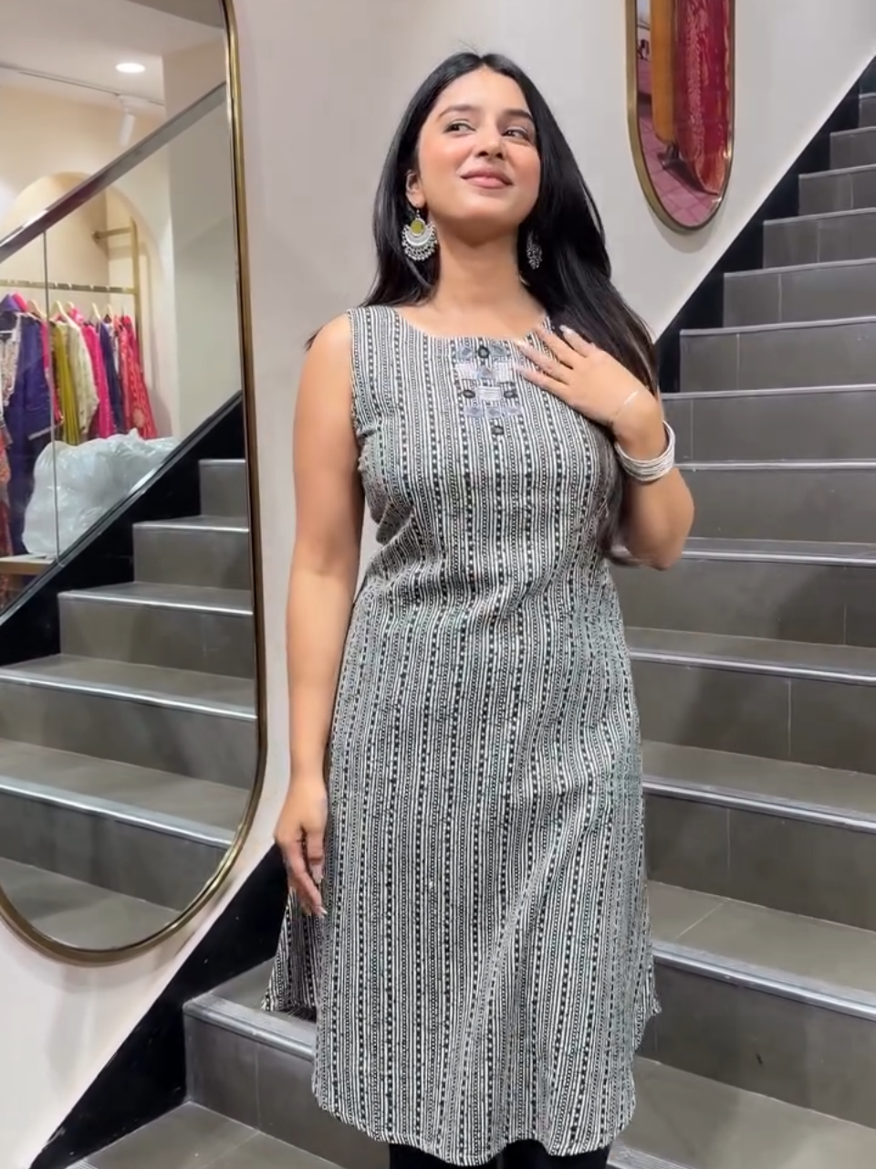 Women Black & White Printed Sleeveless Kurti | Elegant Straight Fit Ethnic Top