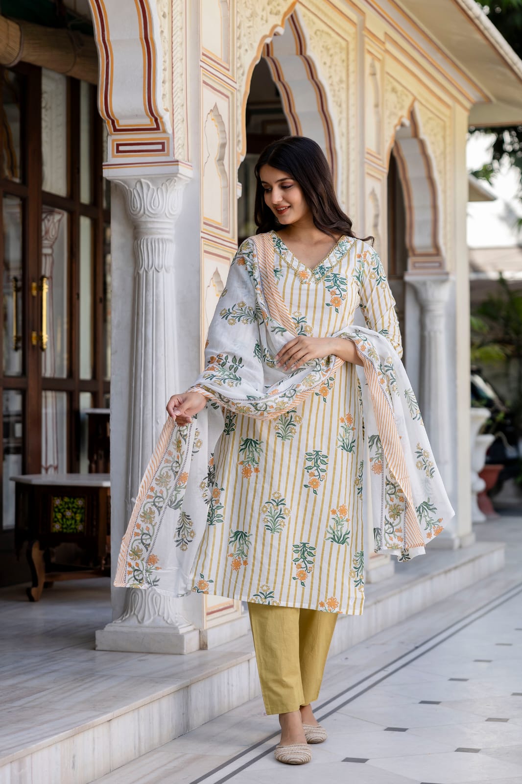 Sunlit Cream Cotton Set