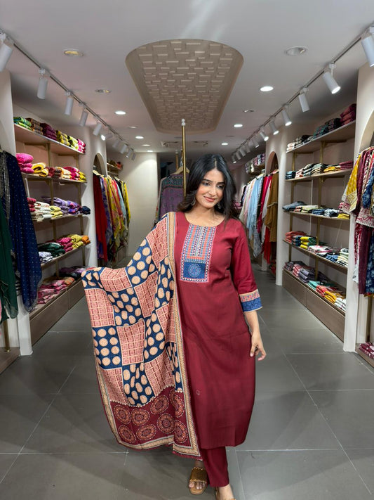 Maroon Printed Kurta Set with Contrast Dupatta for Women