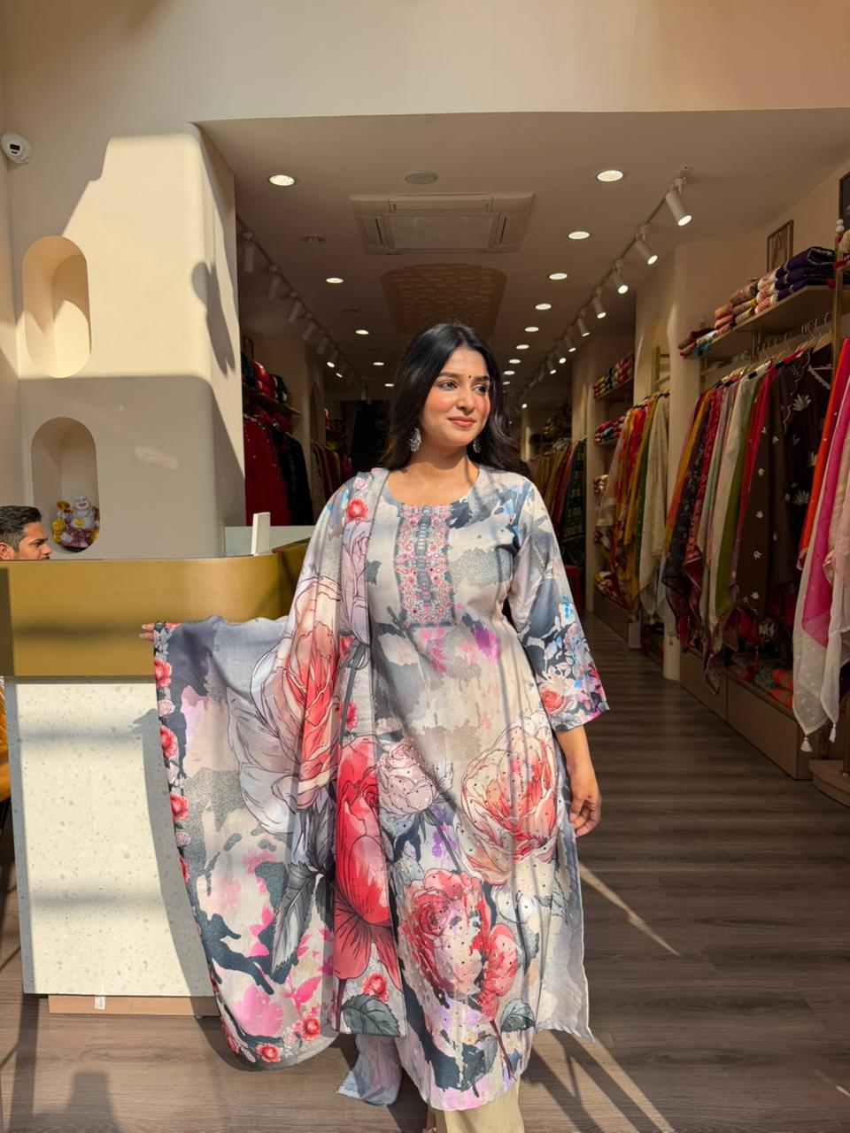 Grey Floral Printed Lawn Suit with Dupatta – 3 Piece Summer Outfit