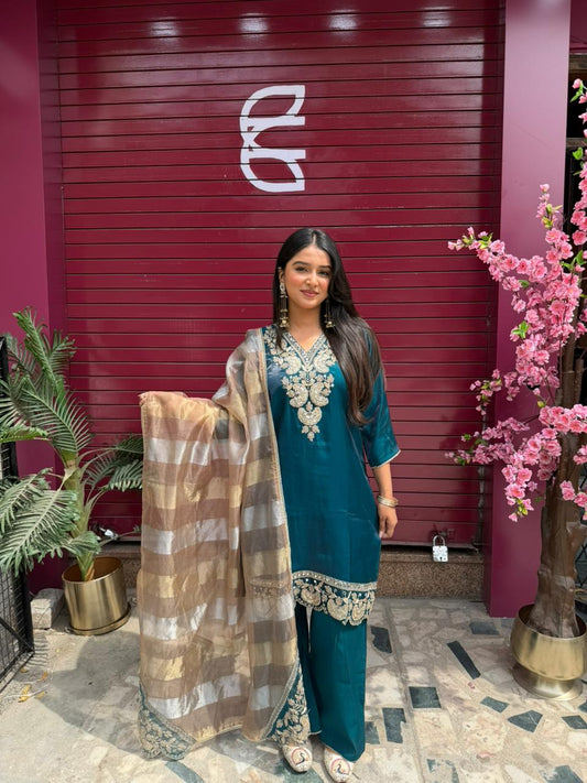 Women Teal Green Embroidered Kurta Set with Organza Dupatta | Premium Festive Wear