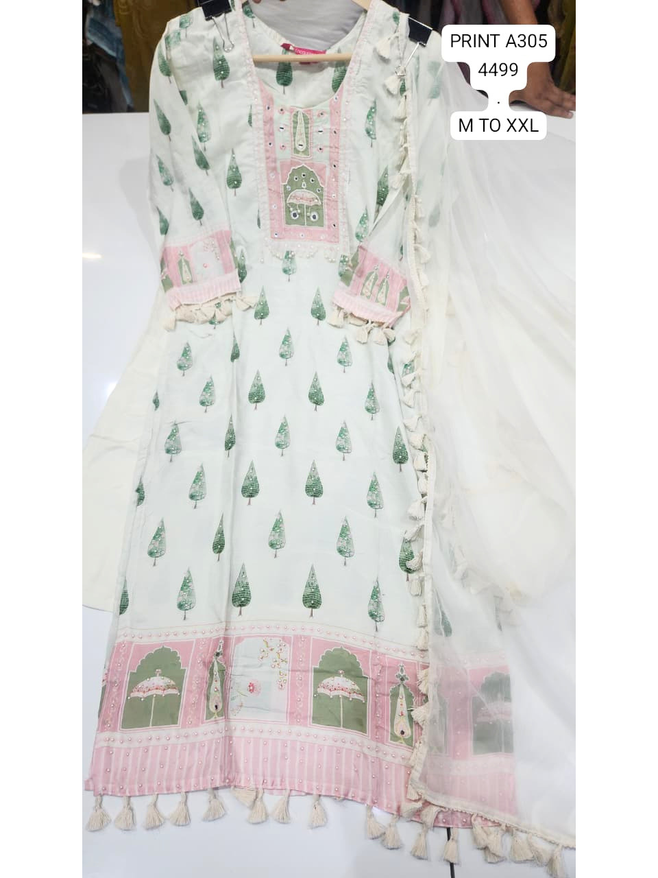 Cream Printed Women’s Kurta Set with Tassel Dupatta – Casual & Festive Wear