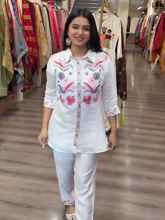 White Pink Floral Embroidered Kurta Pant Set for Women | Elegant Daily Ethnic Wear