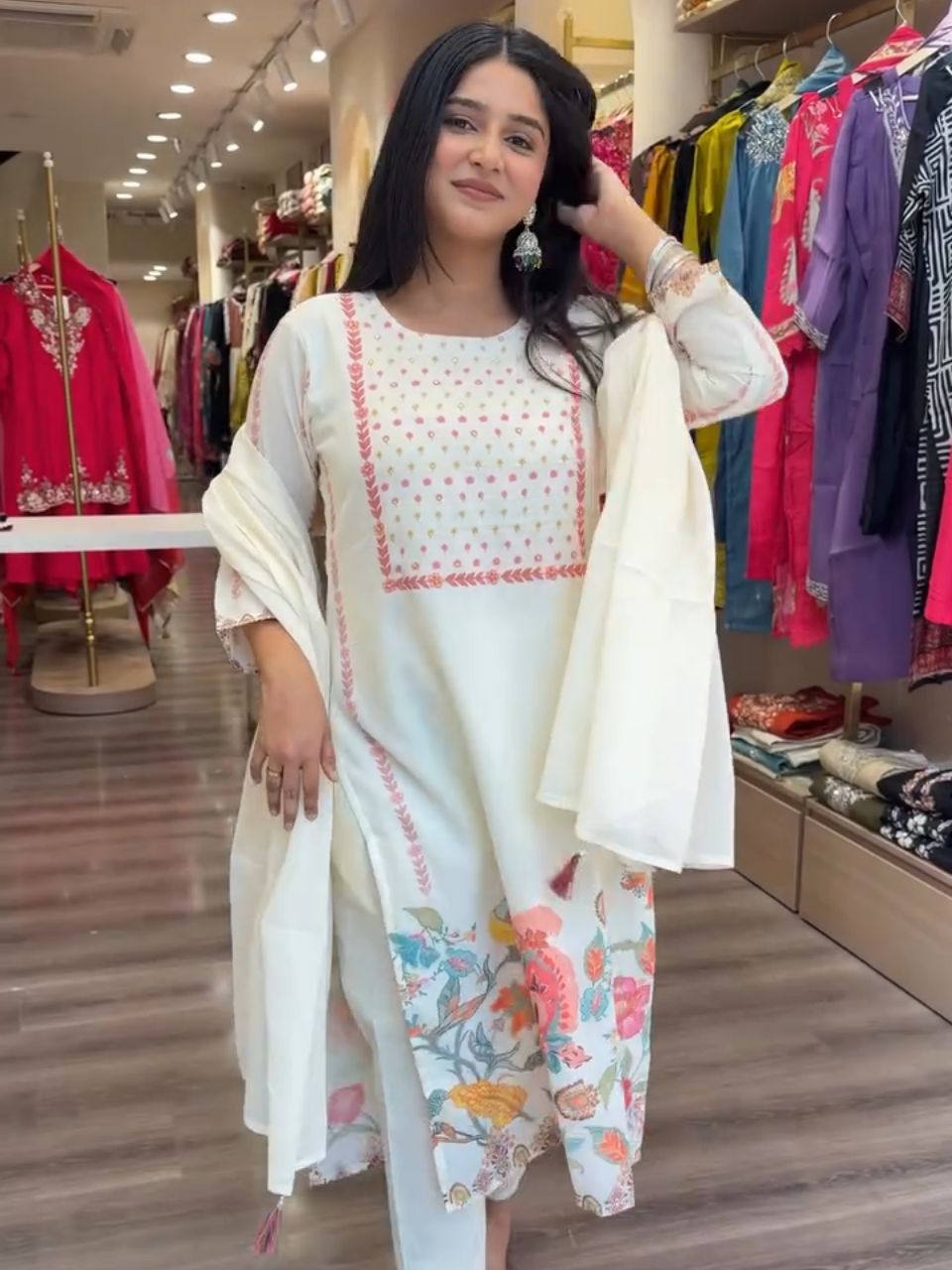 Off White Floral Printed Kurta Set for Women
