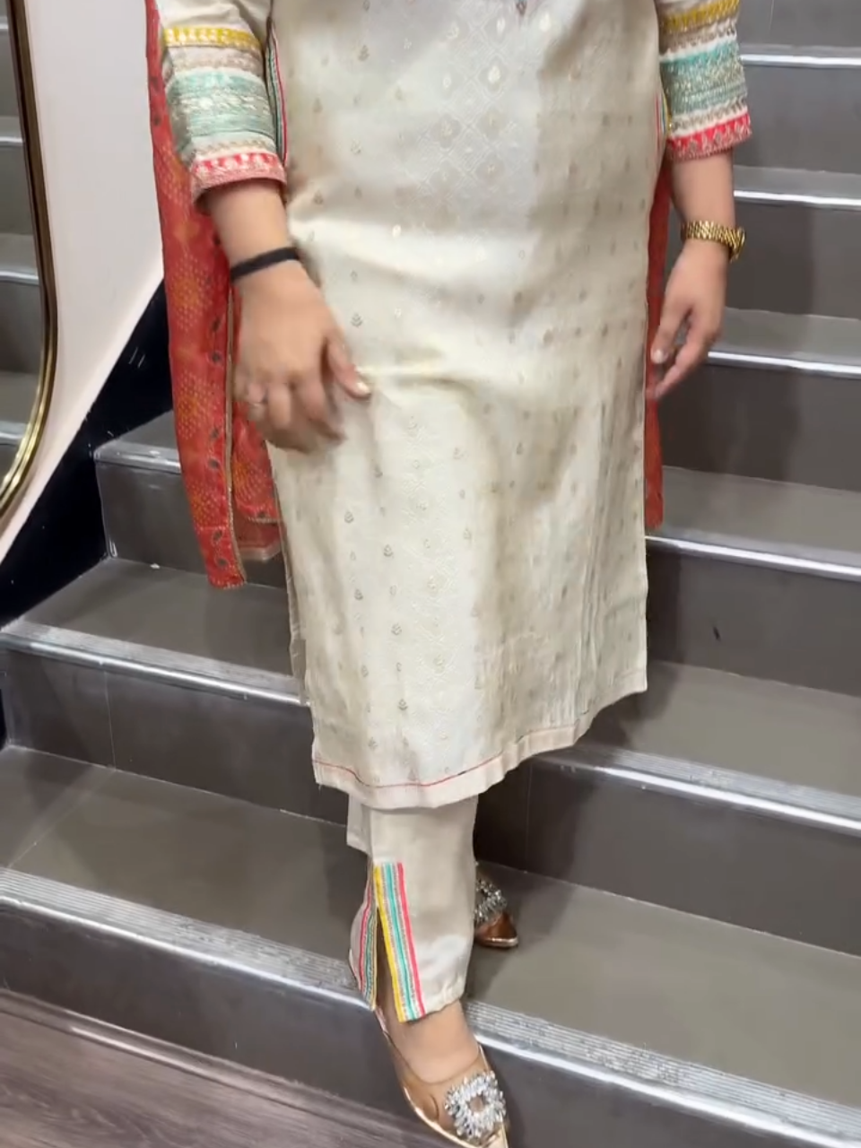 Elegant Off White Embroidered Kurta Set with Printed Dupatta for Women