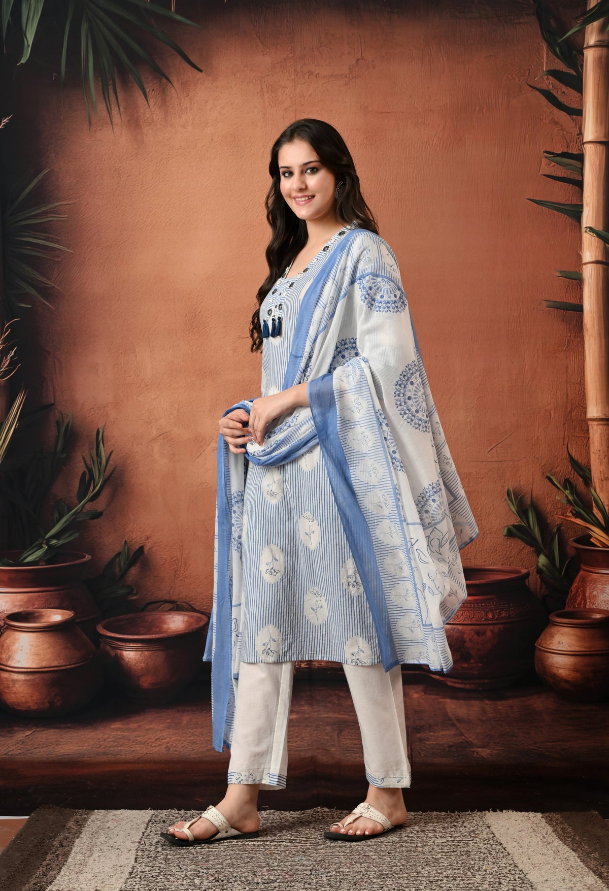 Women White & Blue Cotton Printed Long Kurti for Summer Wear