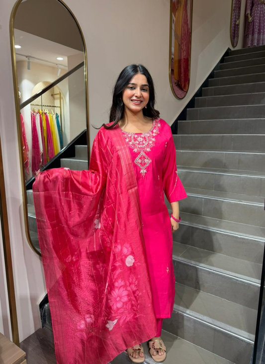 Women’s Bright Pink Embroidered Kurta Set with Floral Dupatta | Festive Ethnic Wear