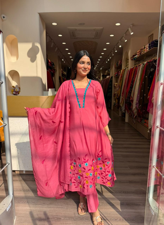 Women’s Pink Embroidered Kurta Set with Dupatta | Elegant Festive Ethnic Wear