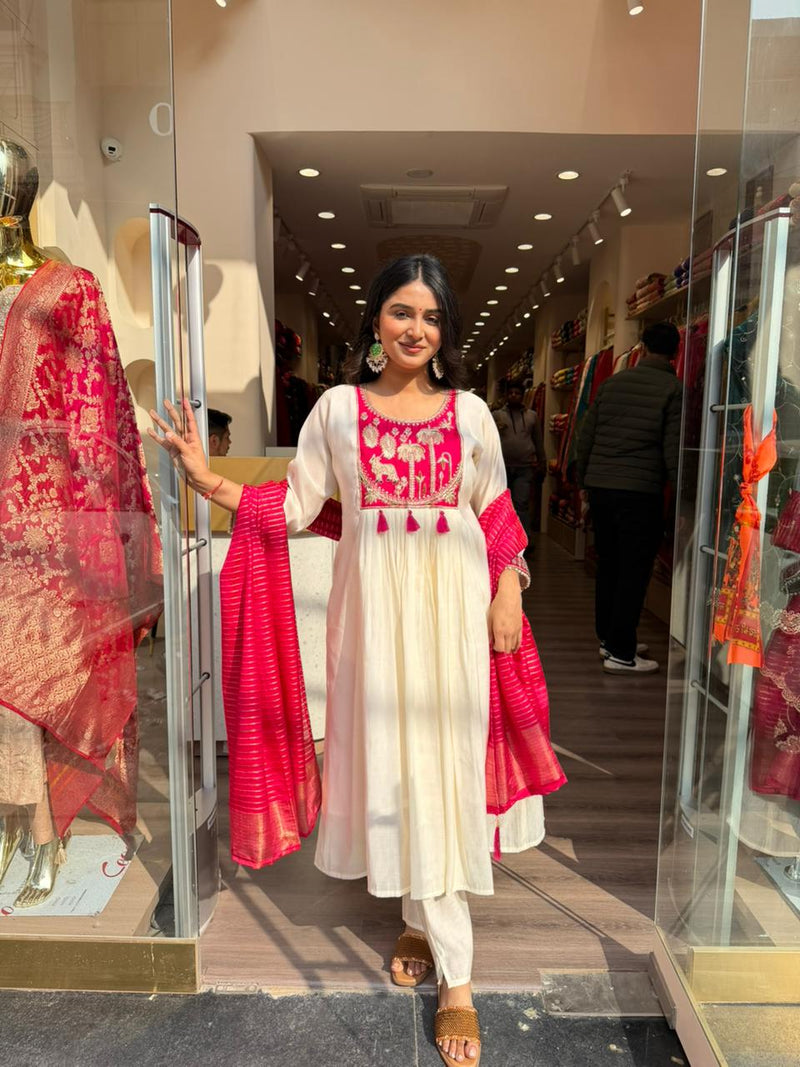 Off White Anarkali Kurta Set with Pink Dupatta | Embroidered Ethnic Wear for Women