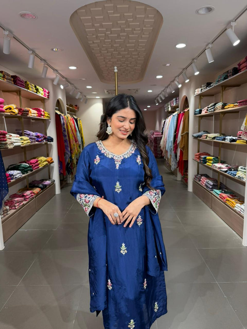 Royal Blue Embroidered Silk Blend Kurta Set for Women