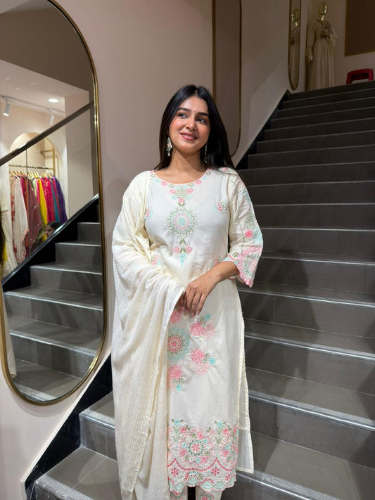 Off White Embroidered Kurta Set with Dupatta for Women