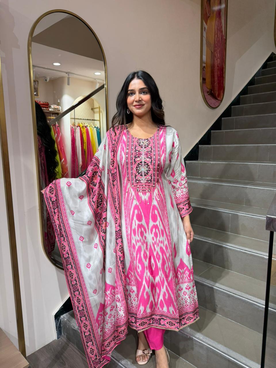 Pink & Grey Printed Lawn 3 Piece Suit for Women – Ethnic Summer Kurta Set with Dupatta