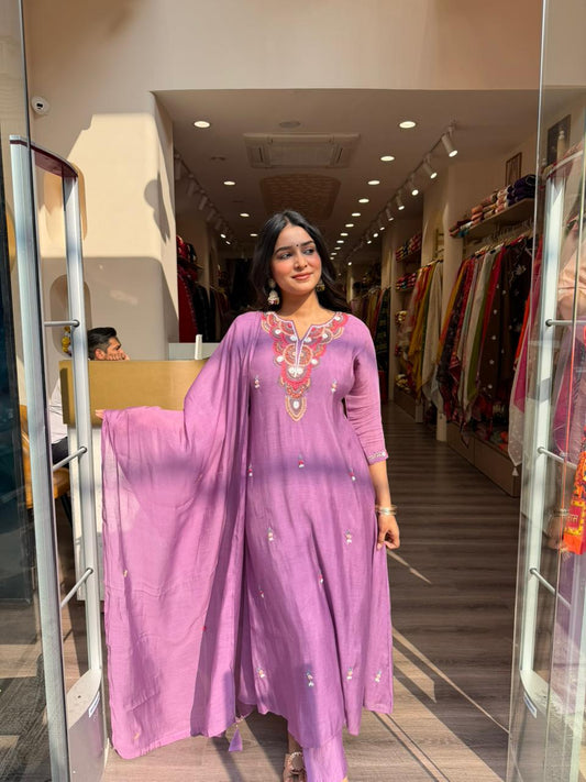 Lavender Embroidered Kurta Set with Dupatta for Women | Elegant Ethnic Wear