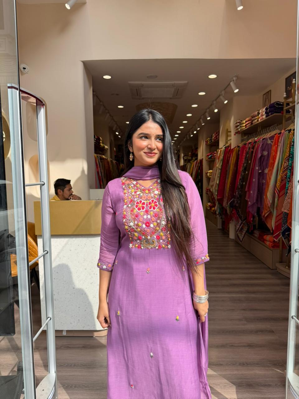 Lavender Embroidered Kurta Set with Dupatta – Festive Ethnic Wear for Women