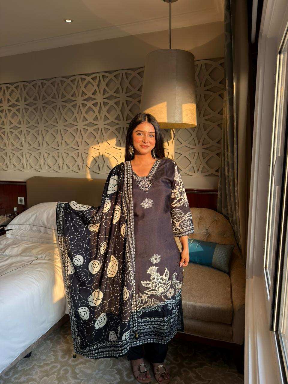 Black Printed & Embroidered Kurta Set with Dupatta – Elegant Ethnic Wear for Women
