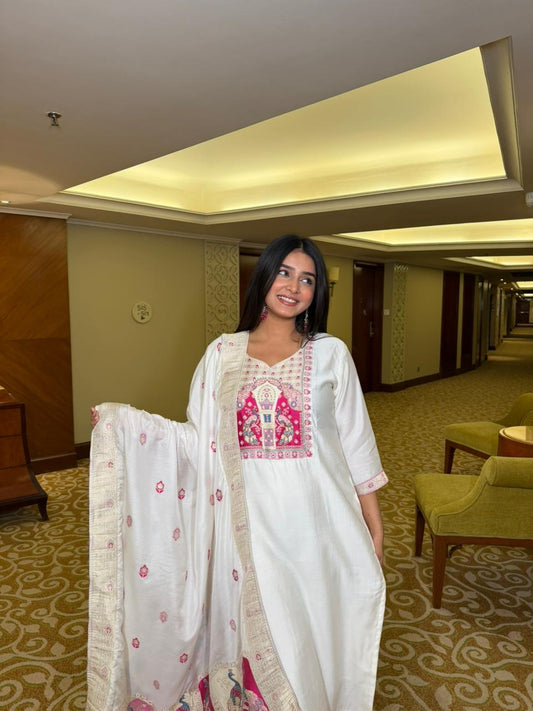 Women White Embroidered Kurta Set with Peacock Dupatta | Elegant Festive Ethnic Wear