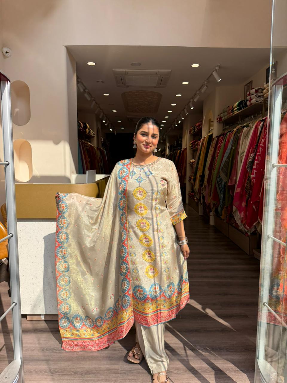 Beige Printed Kurta Set with Dupatta – Multicolor Ethnic Motif Design