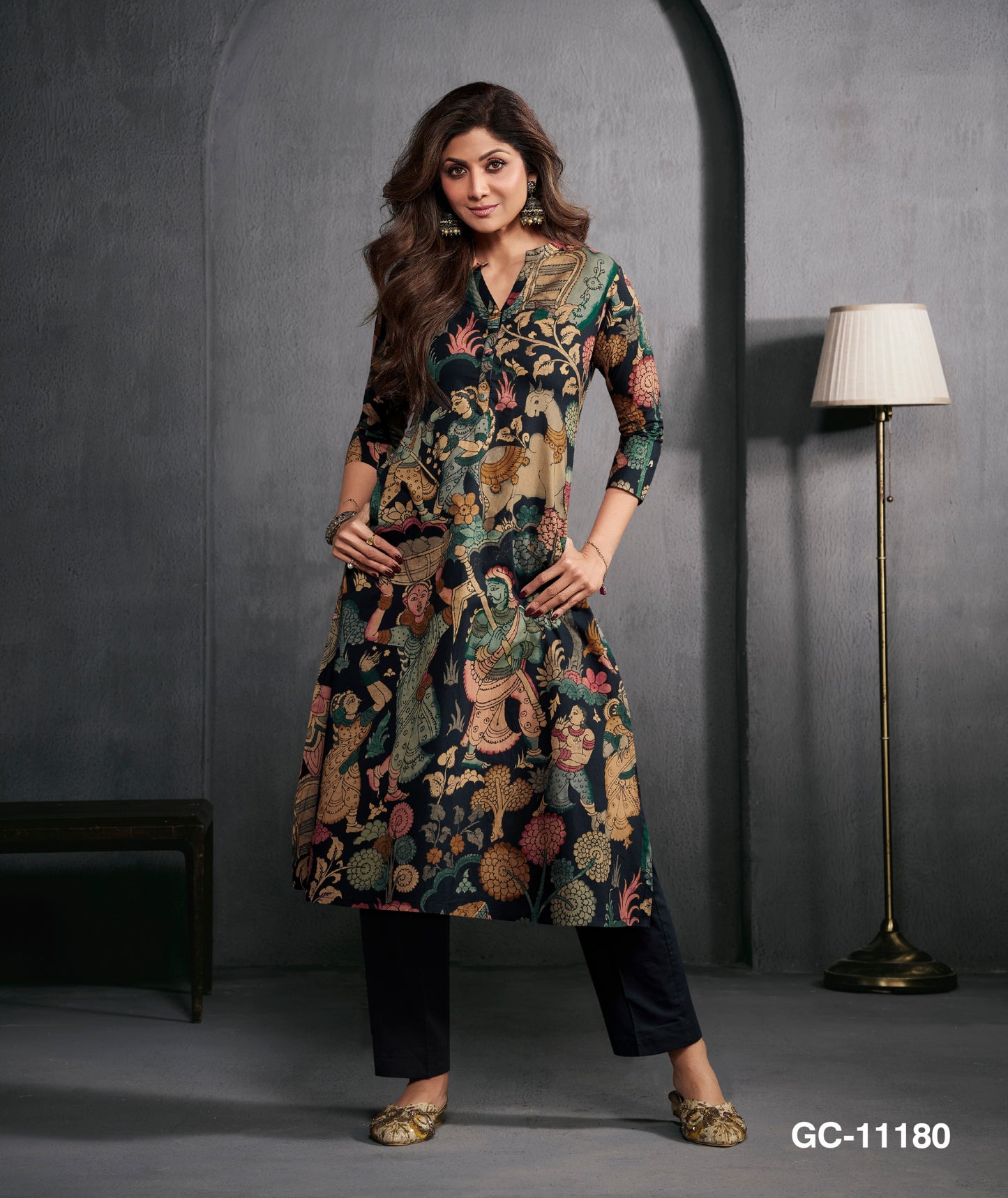 Dark Green Kalamkari Print Women Kurta Set – Ethnic Folk Art Printed Straight Kurta with Pants