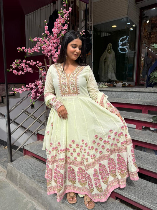 Women Pastel Pista Green Floral Anarkali Kurta Set | Elegant Festive Wear