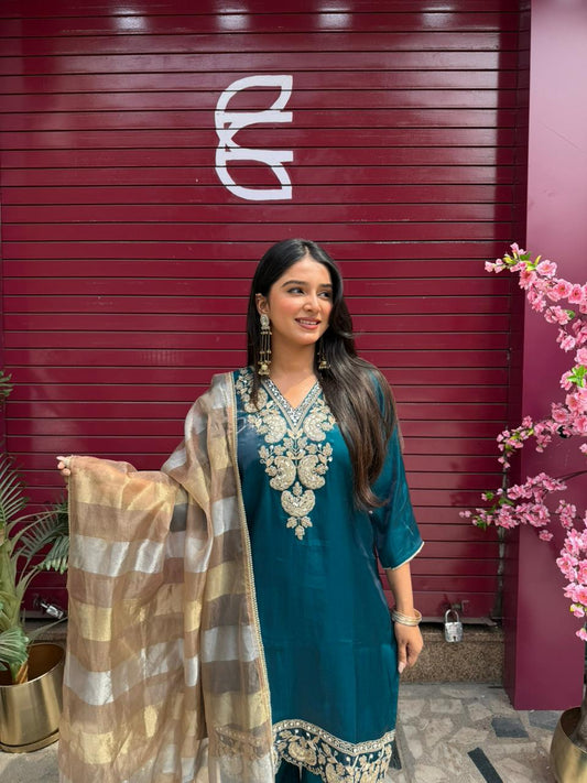 Women Teal Green Embroidered Kurta Set with Organza Dupatta | Premium Festive Wear
