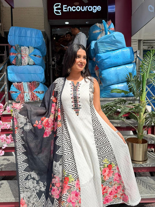 White & Black Floral Printed Lawn Suit with Embroidered Neck & Digital Dupatta – 3 Piece Set