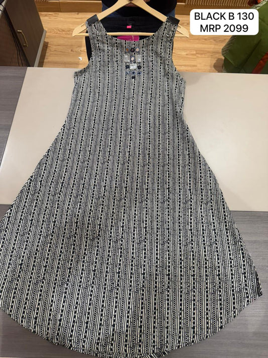 Black & White Printed Sleeveless Flared Cotton Dress for Women